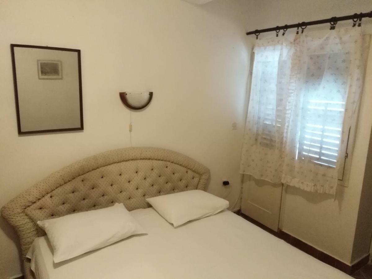 Apartments Mrvaljevic Petrovac Exterior photo